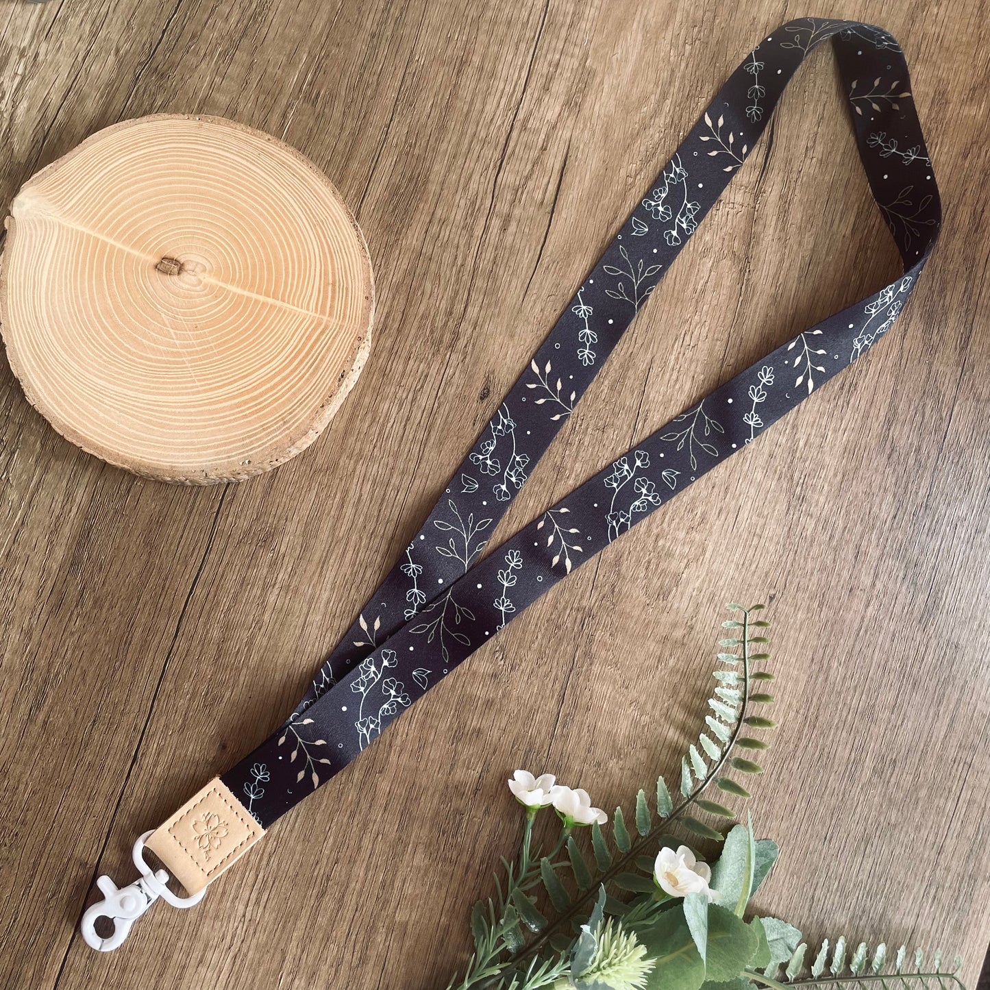 Black Garden Lanyard