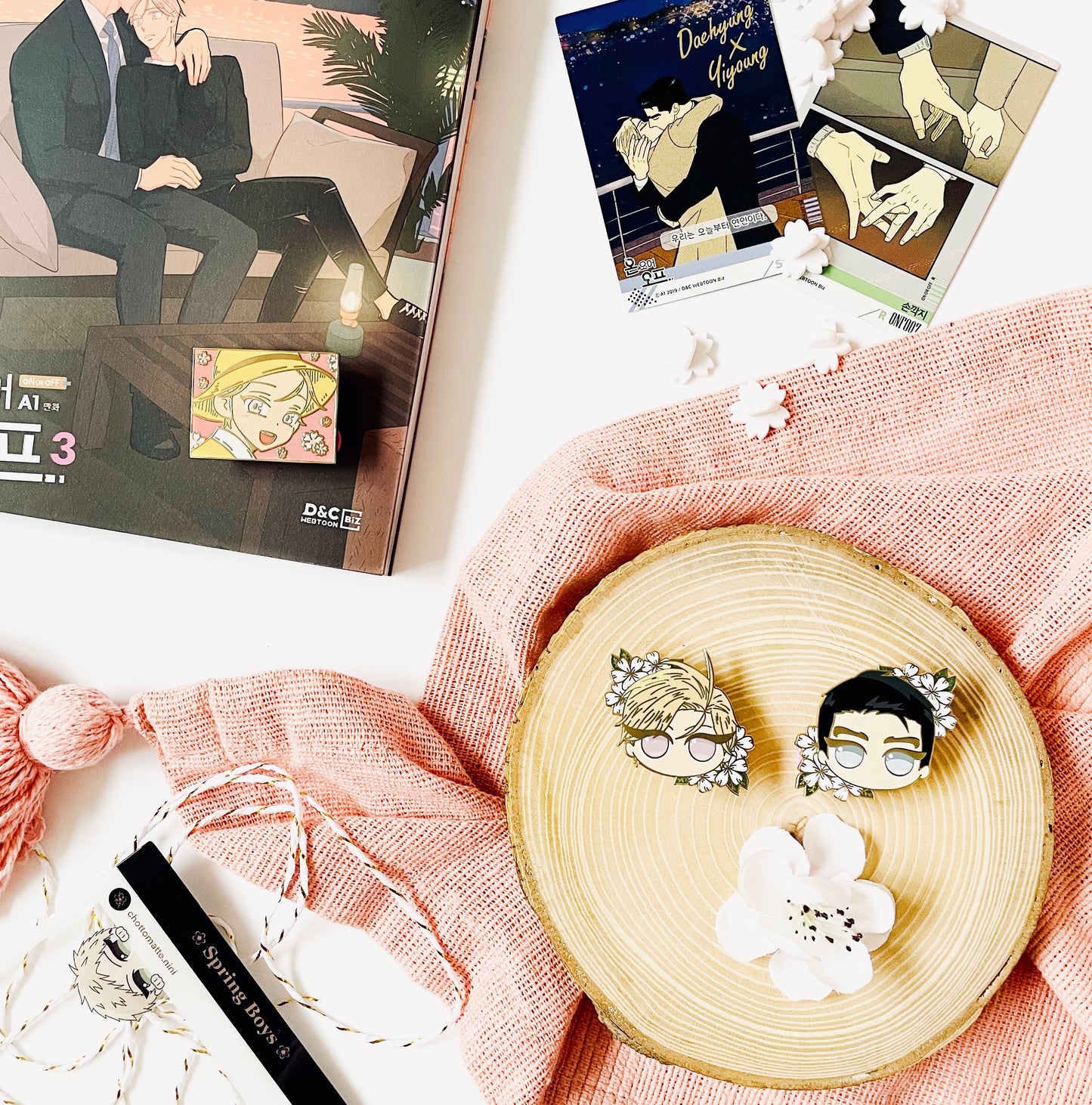 Yiyoung x Daehyung - Spring Boys Couples Enamel Pins